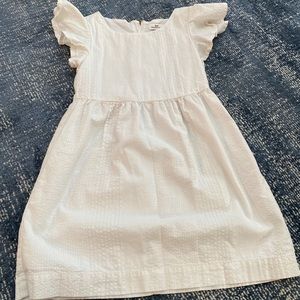 Vineyard Vines flutter sleeve size 7